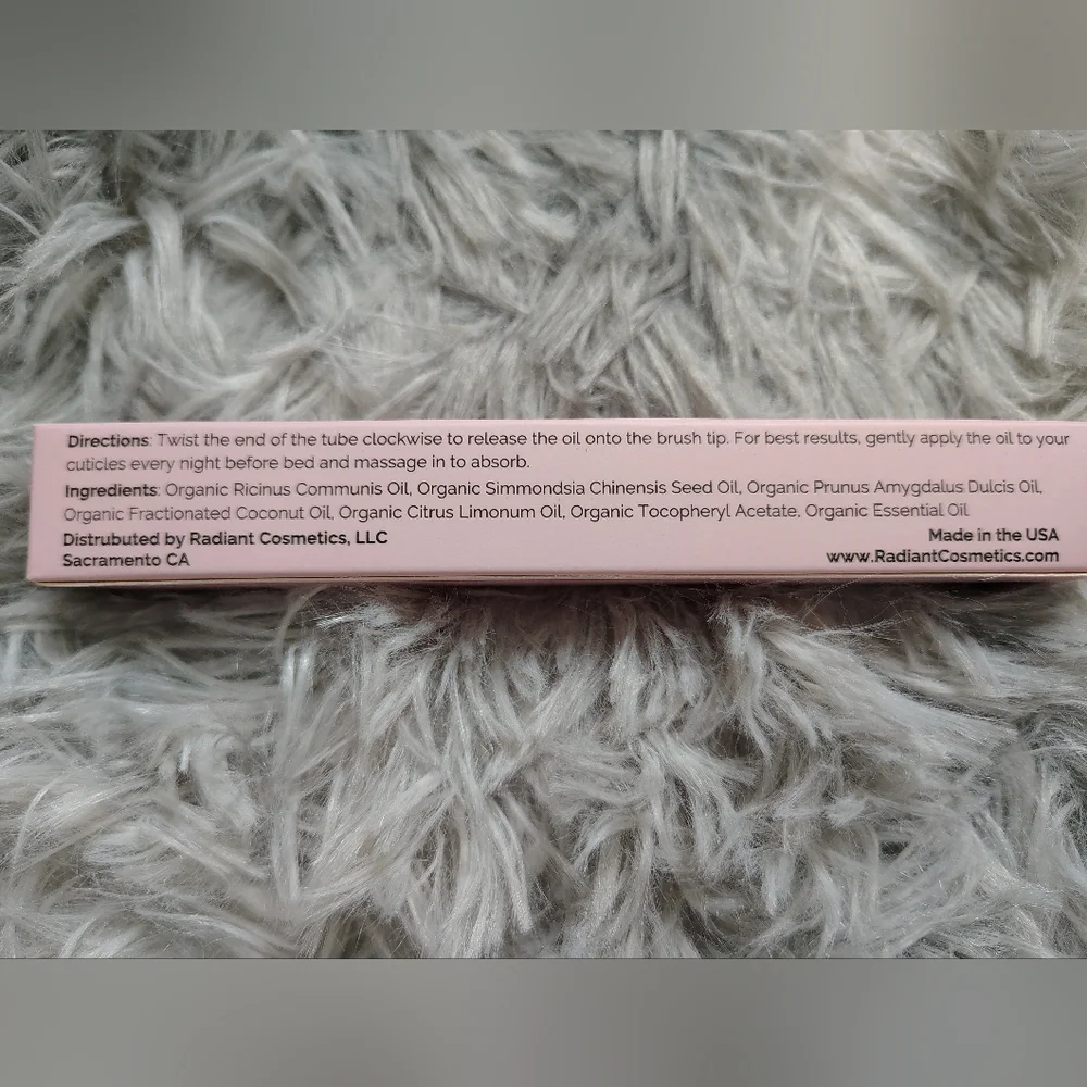 ☀️5/$25☀️ *NWT* Radiant Cosmetics Nail Growth Oil 0.10oz/3mL Vegan